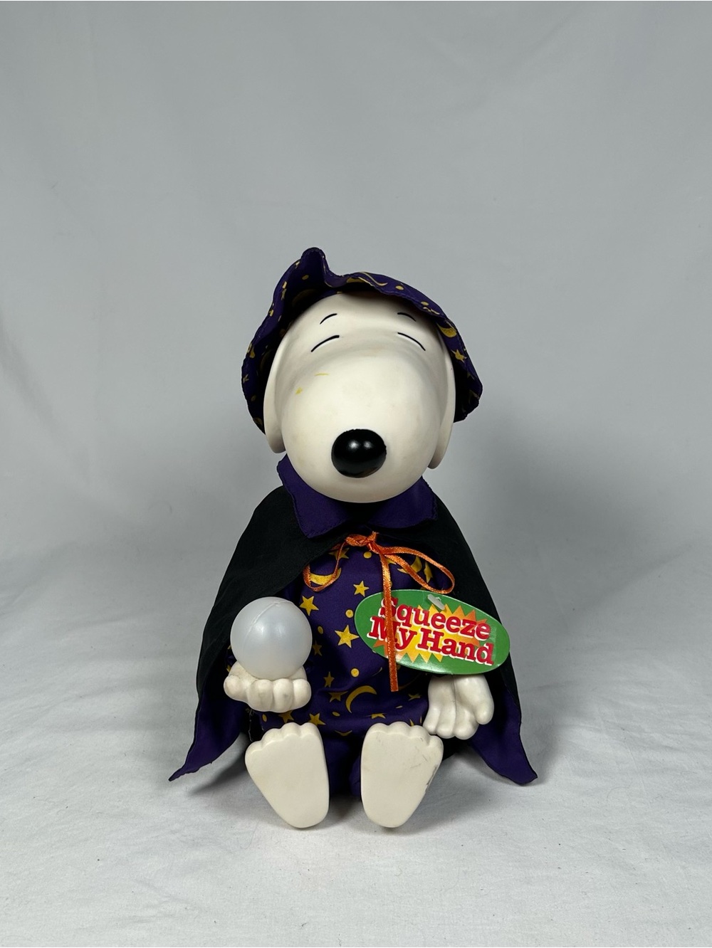Vintage 1997 Gemmy Peanuts Animated Musical Wizard Snoopy Halloween Toy Decor